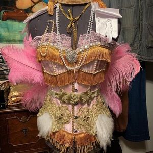 Burlesque Showgirl Halloween Costume